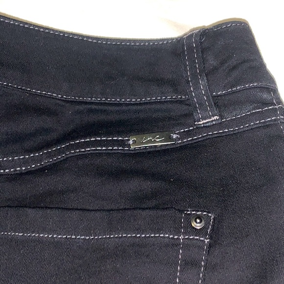 Women’s INC Black Skinny Leg Jeans/Regular Fit - Picture 3 of 6